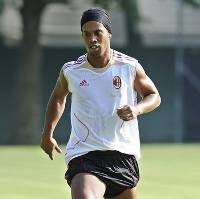 Dinho Menghilang Sebulan