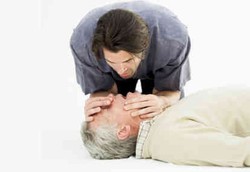 Orang Dewasa Tidak Memerlukan Napas Buatan Mulut ke Mulut 