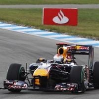 McLaren Dipusingkan Sayap Fleksibel Red Bull