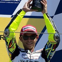 Yamaha: Rossi Pegang Kartu