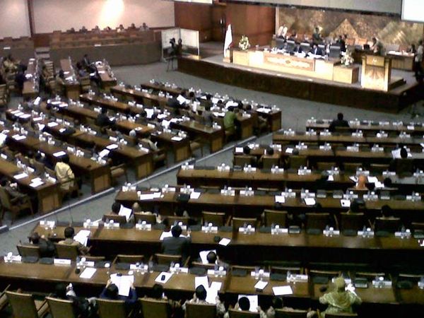 Paripurna DPR Belum Sempurna