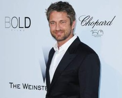 Gerard Butler Bintangi Iklan Kosmetik Pria