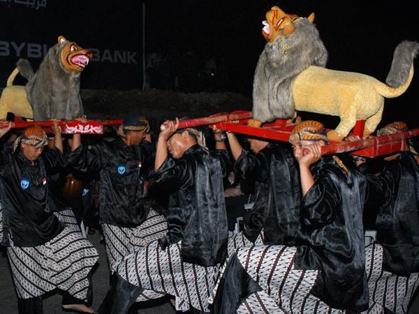 Tari Sisingaan Pukau Libanon