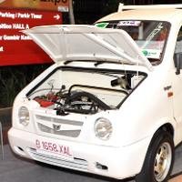 Mobil Tawon Lebih Dulu Pakai BBG