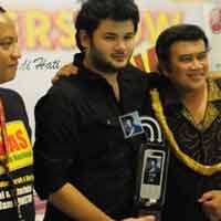 Menunggu Ridho Jawara RBT Esia