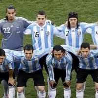 Irlandia & Spanyol Syarat Batista Latih Tango