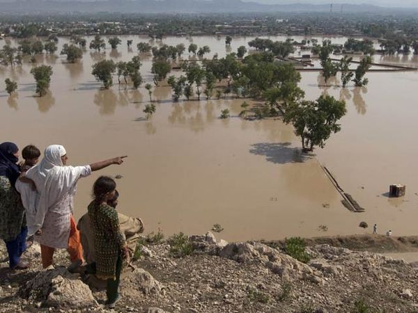 Banjir Bandang Terjang Pakistan