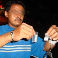 Biar Kuat Melek, Penjaga Gudang Konsumsi Sabu