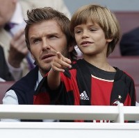 Allegri Tutup Kans Beckham ke Milan Lagi