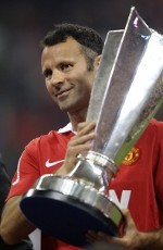 Giggs: MU Tak Perlu seperti City