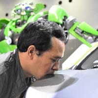 Seksi, Chevy Spark Pun Diciumi
