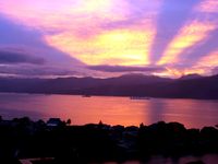 Indahnya Senja di Ambon Manise