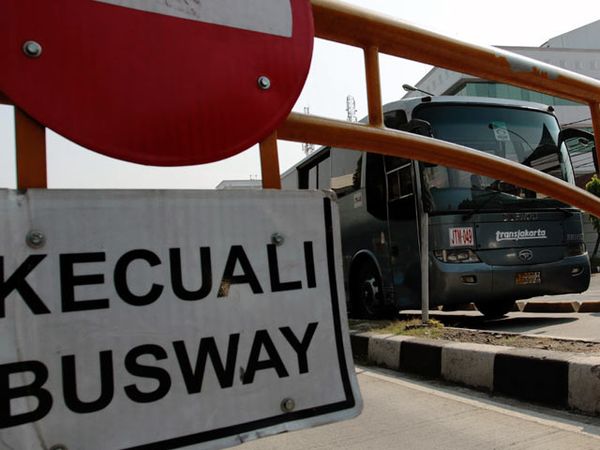 Busway Koridor VI Steril