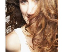 Trik Membuat Rambut Bergelombang