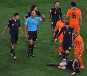 Spanyol & Belanda Didenda