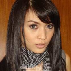 Donita Terlanjur Cinta Akting