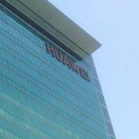  Huawei Raja Jaringan dari Balik Tirai Bambu