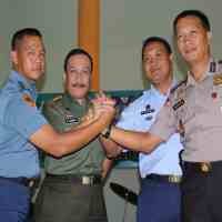 TNI-Polri Gelar Silaturahmi Antar Kesatuan
