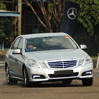 Tips Mengemudi Aman ala Mercy