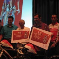 Berlomba Melintasi Jawa Sampai Bali