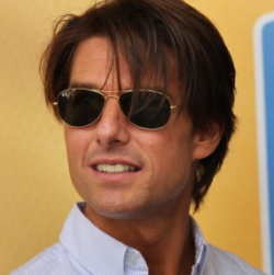 Tom Cruise Kerja Keras di Knight and Day