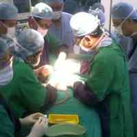 Rosita Jalani Operasi Pengangkatan Pembungkus Jantung