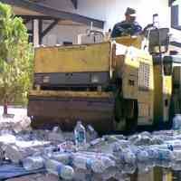 Ratusan Miras, VCD dan Obat Terlarang Dimusnahkan