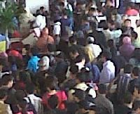 Bandara Soekarno-Hatta Padat Seperti Terminal Bus