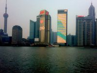 Menikmati Shanghai dari Huang Pu