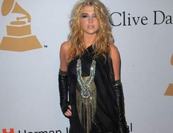 Kolaborasi Terbaru Kesha Dengan Casio