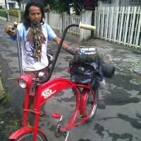 Hentikan Laju Sepeda, Wempi Hanya Andalkan Rem Kaki