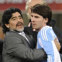 Messi Tak Mau Maradona Pergi
