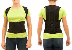 Pakai Korset dan Efek Kesehatannya