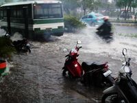 Hujan Deras Rasuna Said Tergenang