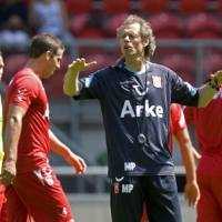 Twente Mengawali dengan Hasil Imbang