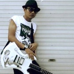 Istri Buluk Superglad Meninggal Dunia