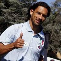 Amauri Tolak Nyanyikan Lagu Kebangsaan Italia