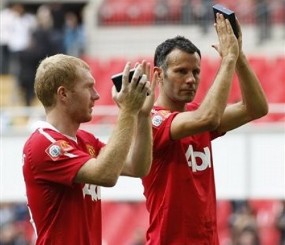 Masih Lapar, Giggs Bidik Trofi
