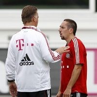 Bayern Tolak Serahkan Ribery ke FFF
