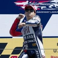Lorenzo Bidik Banyak Rekor Rossi-Doohan