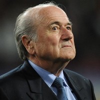 Blatter Tanggapi Keberatan atas Laga Persahabatan