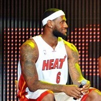 Desember, James Mudik ke Cleveland