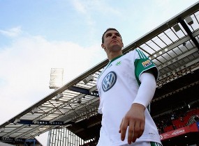 Dzeko Minta Dilepas ke Juve