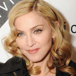Jadi Sutradara, Madonna Bikin Kesal Pemain & Kru Film