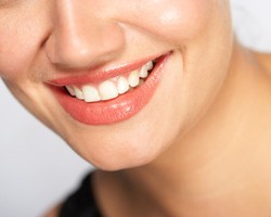 Cara Mengatasi Bibir Yang Gelap