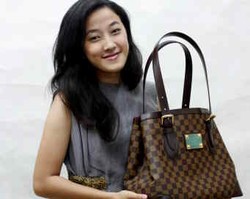 Tas Louis Vuitton dari Wolipop untuk Jessica