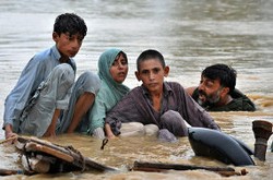 Wabah Penyakit Ancam Korban Banjir di Pakistan