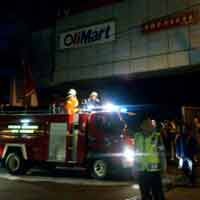 Toko Olimart di Perak Diamuk Api, Sebuah Bus Selamat