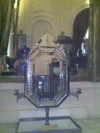 Wow! Ada Cermin Agar Awet Muda di Istana Siak