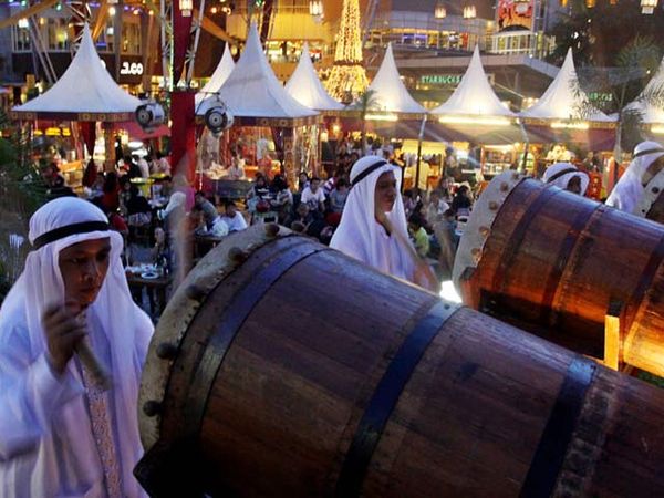 Menikmati Buka Puasa di Arabian Night